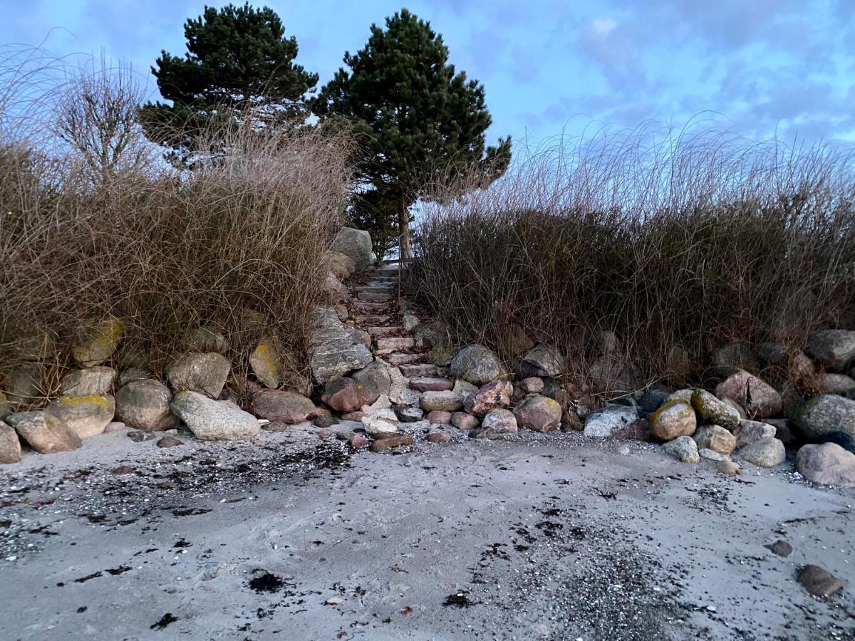 Feriehus Med Havudsigt Spodsbjerg Exterior foto