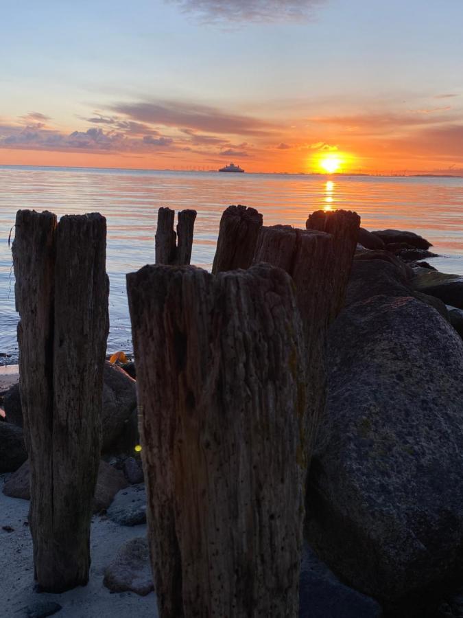 Feriehus Med Havudsigt Spodsbjerg Exterior foto
